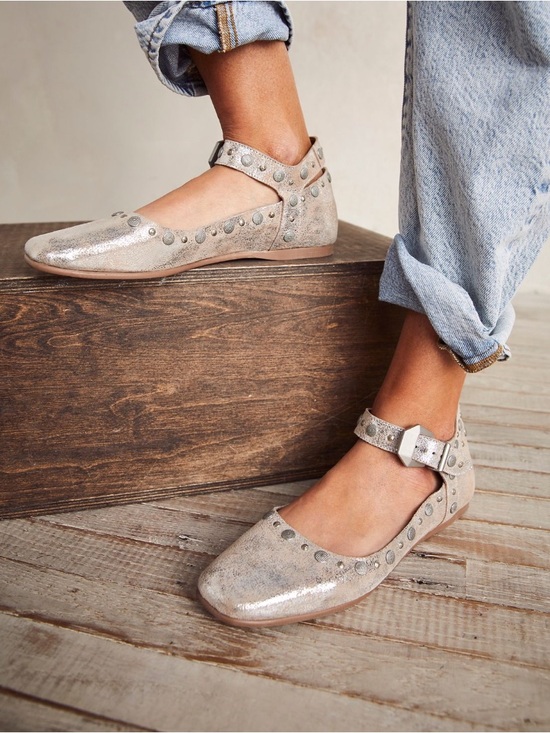 Free People Shoes - LIKE NEW✨ Free People Mystic Mary Jane Flats